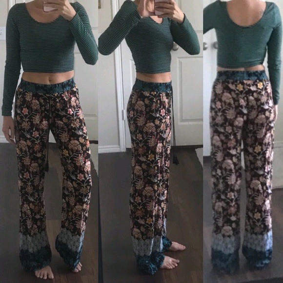 BeBop Pants - Bebop black blue floral wide leg palazzo pants